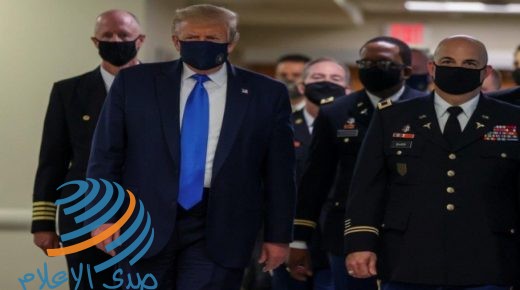 ترامب يرتدي الكمامة للمرة الأولى