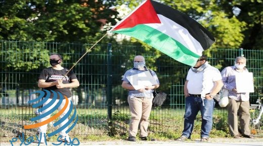 تظاهرة أمام السفارة الإماراتية في برلين احتجاجا على اتفاقية التطبيع