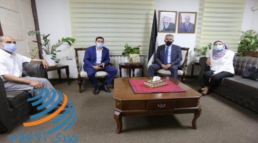 وزير الحكم المحلي يطلع على احتياجات عدد من الهيئات المحلية