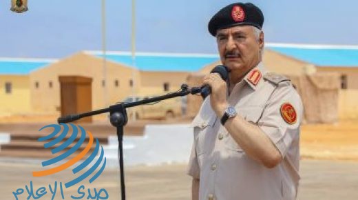 الجيش الليبي يحتجز جرافتين إيطاليتين دخلتا المياه الإقليمية الليبية