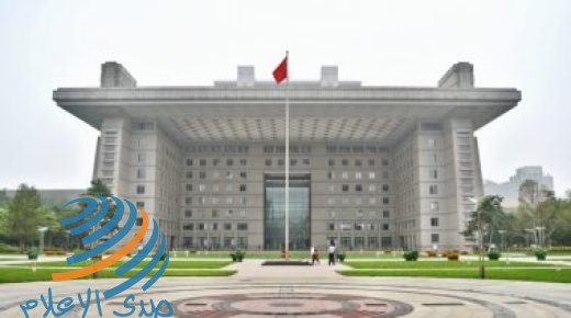 جامعات بكين تستقبل طلابها وسط إجراءات صارمة للسيطرة على كوفيد-19