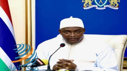 رئيس غامبيا يدعو للالتزام بمادرة السلام العربية