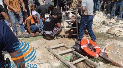 5 وفيات وإصابة خطيرة بعد سقوطهم في حفرة امتصاصية في قرية دير العسل جنوب الخليل