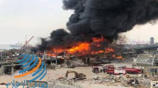 اندلاع حريق ضخم في منطقة مرفأ بيروت