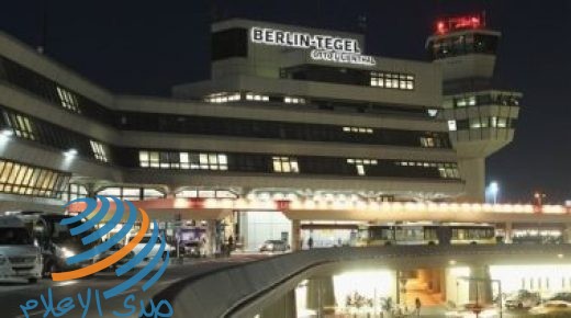 هبوط أول طائرة في مطار برلين الجديد بعد سنوات من التأجيل