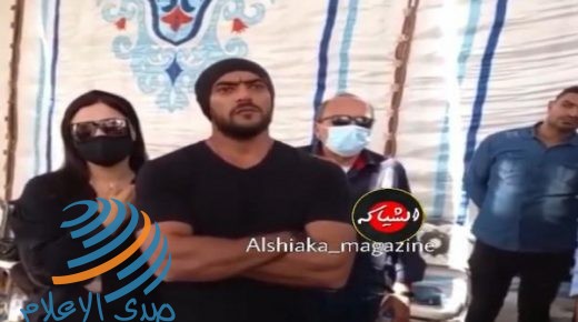 شاهد: الجمهور يسخر من أحمد العوضي أثناء حضوره جنازة محمود ياسين.. والسبب