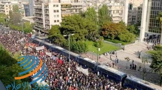 اليونان تشهد مظاهرات ضخمة ضد النازيين الجدد