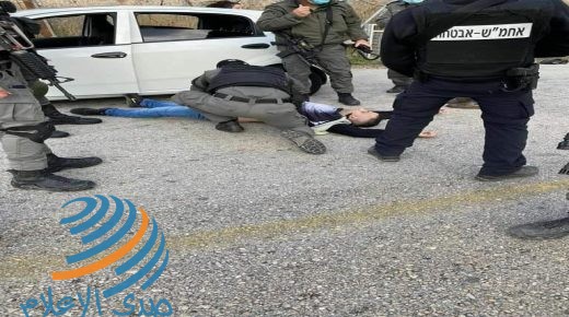 القدس: إصابة شاب بجروح خطيرة برصاص الاحتلال قرب حاجز الزعيم