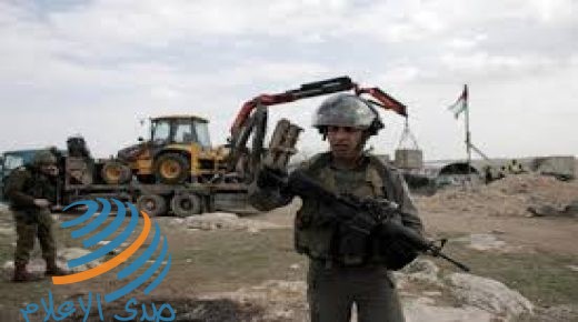 بيت لحم: الاحتلال يخطر منزلا بوقف البناء في قرية الولجة ويستدعي مالكه للتحقيق