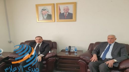 الفريق الحاج إسماعيل جبر يستقبل السفير المصري
