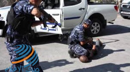 رام الله: الشرطة تقبض على احد كبار تجار المخدرات