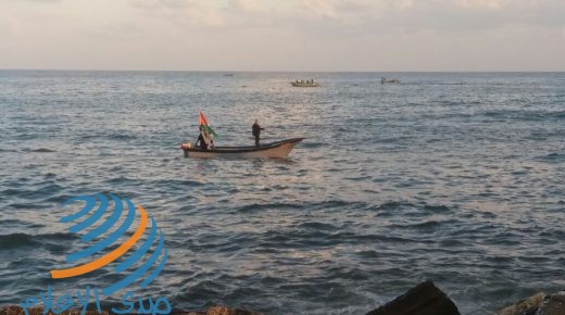 بحرية الاحتلال تفتح نيرانها صوب مراكب الصيادين قبالة بحر غزة