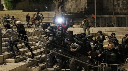 فتح تدعو الفصائل للتوحد وفرض واقع جديد بالقدس
