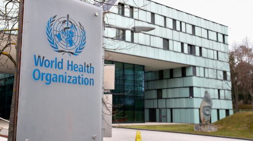 منظمة الصحة العالمية تصف الوضع الوبائي العالمي بالمقلق