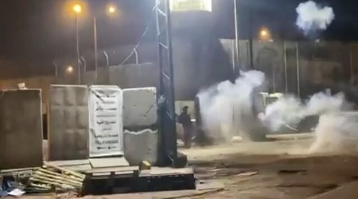 مواجهات واعتقالات بالضفة واشتباكات في نابلس