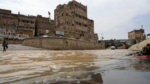 الأمم المتحدة: آلاف العائلات في اليمن تضررت جراء الفيضانات‎