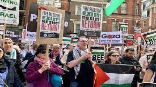 تظاهرة حاشدة أمام السفارة الإسرائيلية في أوسلو رفضا للاعتداءات على شعبنا