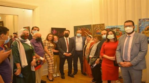 القاهرة: افتتاح المعرض الفني “فلسطين في القلب”