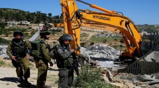 الاحتلال يخطر بوقف البناء في منشأة زراعية غرب بيت لحم