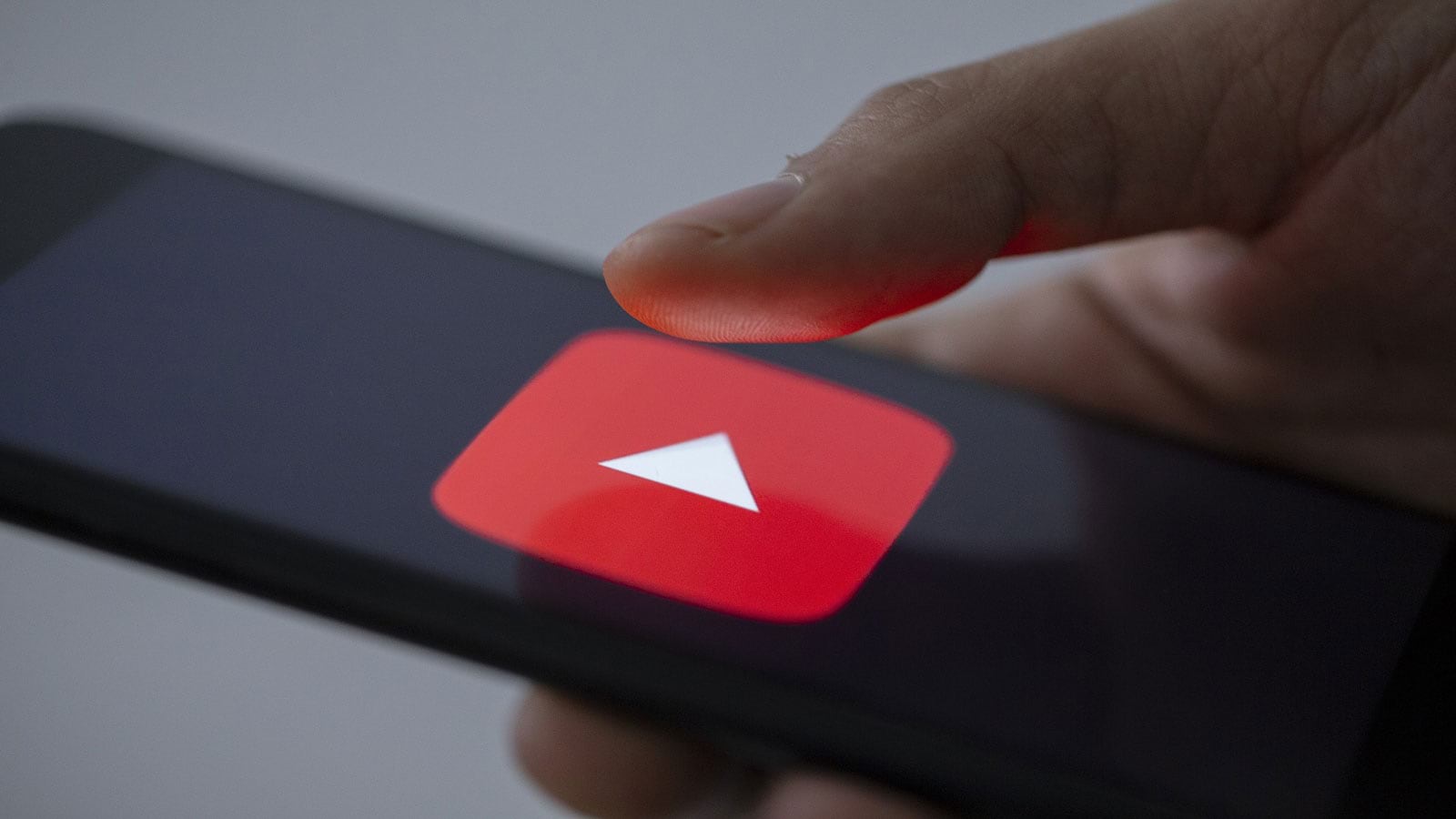 “يوتيوب” تربح نزاعا قضائيا حول حقوق نشر المستخدمين أمام محكمة العدل الأوروبية