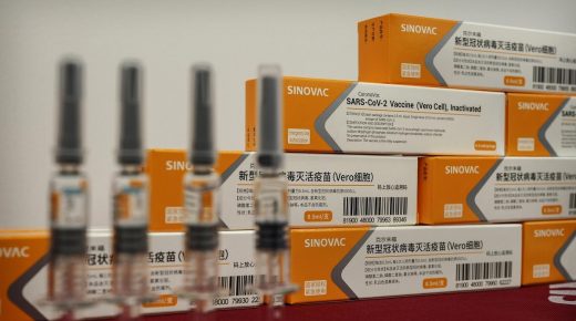 “الصحة العالمية” تجيز الاستخدام الطارىء للقاح “سينوفاك” الصيني
