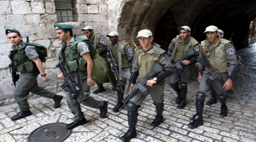 وسط دعوات للتصدي لـ”مسيرة الأعلام”.. الاحتلال يدفع بتعزيزات عسكرية إلى القدس