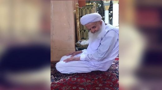“عاش يؤنسه القرآن”.. وفاة أشهر الملازمين للحرم النبوي عن 107 أعوام