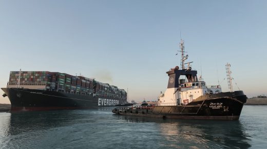 مصر ترفع رسميا الحجز التحفظي عن السفينة “إيفرغيفن”