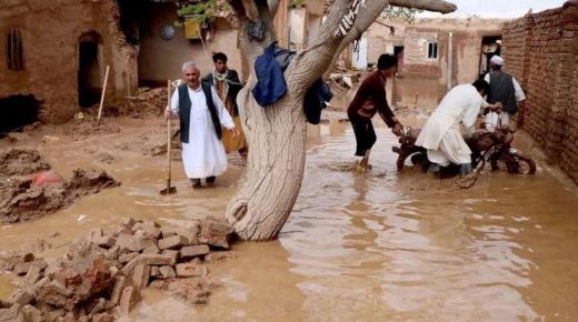 ارتفاع حصيلة ضحايا الفيضانات شرق أفغانستان إلى 113 قتيلا