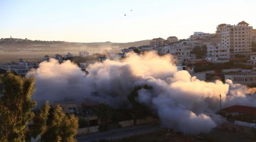الاحتلال يفجر منزل الأسير منتصر شلبي في ترمسعيا شمال رام الله