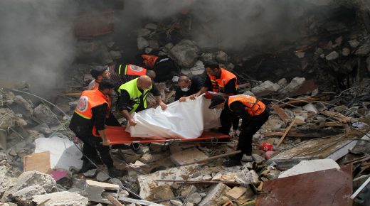 “رايتس ووتش” تتهم إسرائيل بارتكاب جرائم حرب وإبادة في حربها الأخيرة على غزة