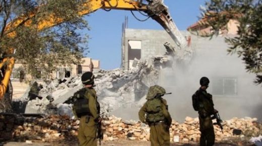 الاحتلال يهدم مدرسة قيد الانشاء في ضاحية السلام بالقدس