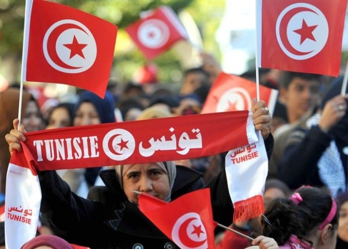 الرئيس التونسي قيس سعيد يمدد تعليق عمل البرلمان
