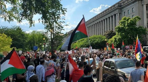 الحزب الديمقراطي في كاليفورنيا يبحث المطالبة بإلغاء الإعفاء الضريبي عن ممولي الاستيطان في الأرض الفلسطينية