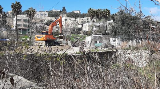 محافظة القدس: مجزرة الهدم في حزما جريمة بحق الإنسانية تضاف إلى سجل الاحتلال