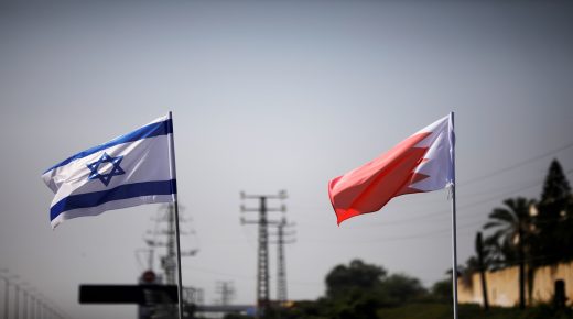 إسرائيل والبحرين توقعان اتفاق “الممر الأخضر”