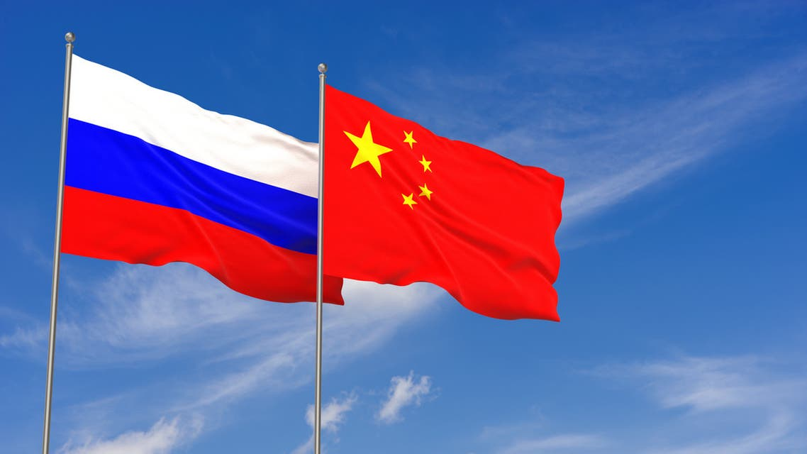 سفيرا روسيا والصين يعلقان على “قمة الديمقراطية” برئاسة الولايات المتحدة