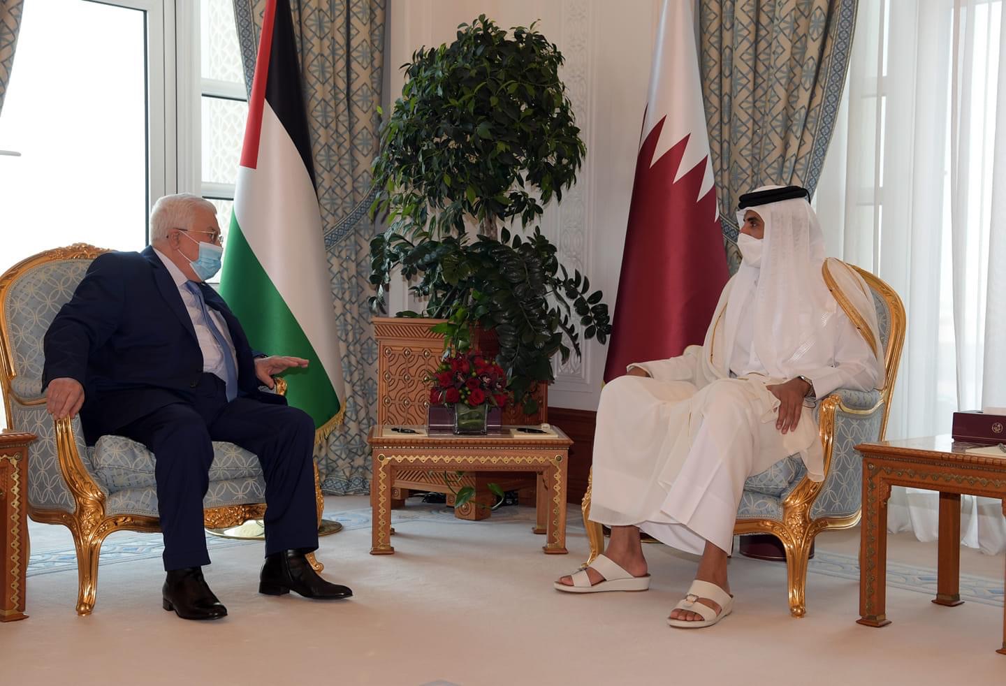 الرئيس يجتمع مع أمير قطر