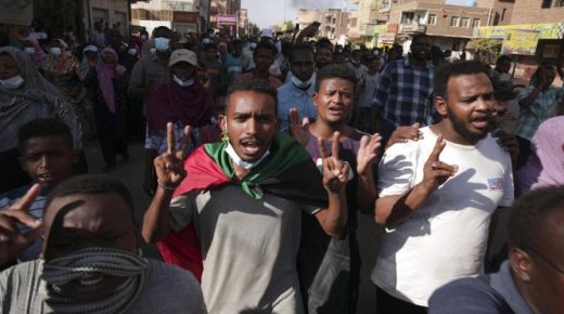 السودان: “الاتفاق السياسي يقف ضد حراك الشارع‎‎”.. وواشنطن تطالب بـ”تقدّم أكبر” لاستئناف مساعداتها