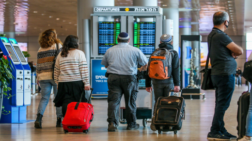 إسرائيل تخطّط لتقليص عدد الدول المصنفة “حمراء” في قائمة حظر الطيران