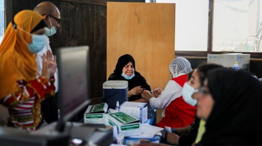 مصر تسجل 811 إصابة و36 وفاة جديدة بفيروس كورونا