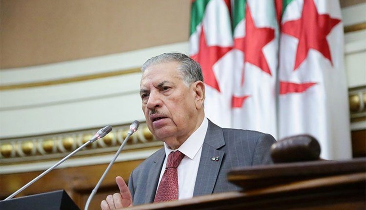 رئيس مجلس الأمة الجزائري يقيم مأدبة غداء على شرف الرئيس عباس