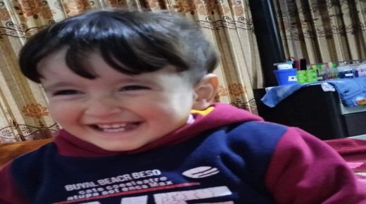 مصرع طفل إثر سقوطه من علو في خان يونس