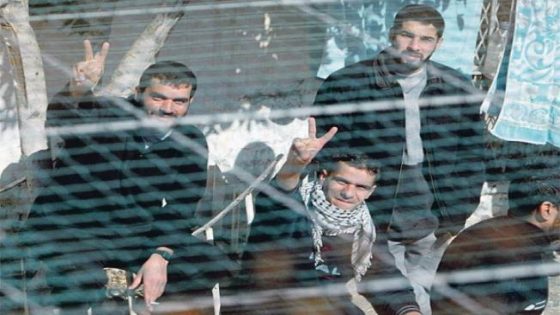 انفوجرافيك -ارتفاع كبير في اعداد المعتقلين الفلسطينيين 2022