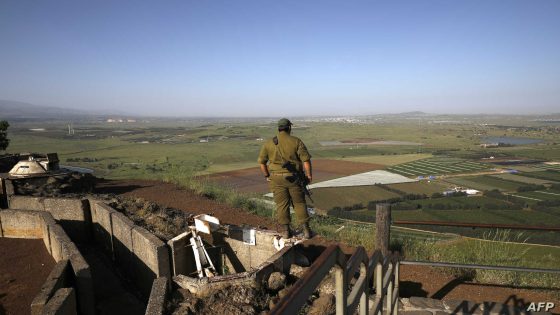 This picture taken on May 12, 2020 show a tourist lookout point at an Israeli army outpost on Mount Bental in the Israeli annexed Golan Heights. (Photo by JALAA MAREY / AFP)