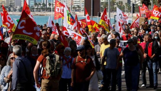 احتجاجاَ على ارتفاع الاسعار..النقابات العمالية في فرنسا تدعو لإضرابات عامة