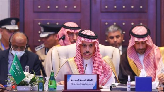 الخارجية السعودية: واشنطن طلبت تأجيل قرار خفض إنتاج النفط شهرا