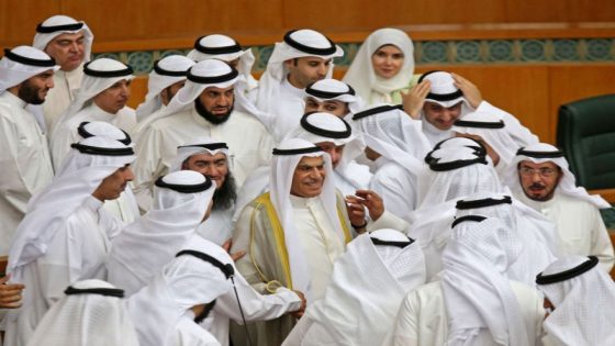 المعارضة الكويتية أمام فرصة ثمينة للإطاحة بنظام الصوت الواحد