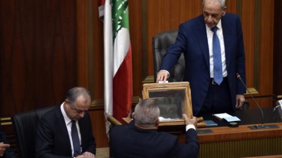 رئيس البرلمان اللبناني يتراجع عن تنظيم حوار وطني بسبب «الاعتراض والتحفظ»