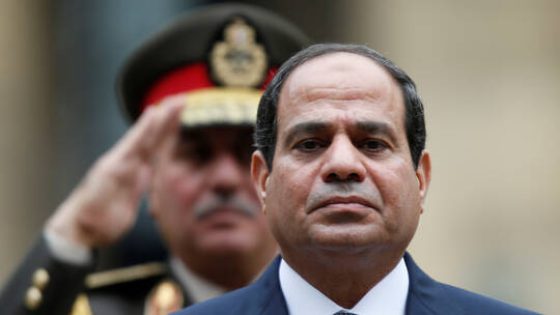 السيسي يفتتح مدينة جديدة ويحذر من تداعيات النمو السكاني في مصر